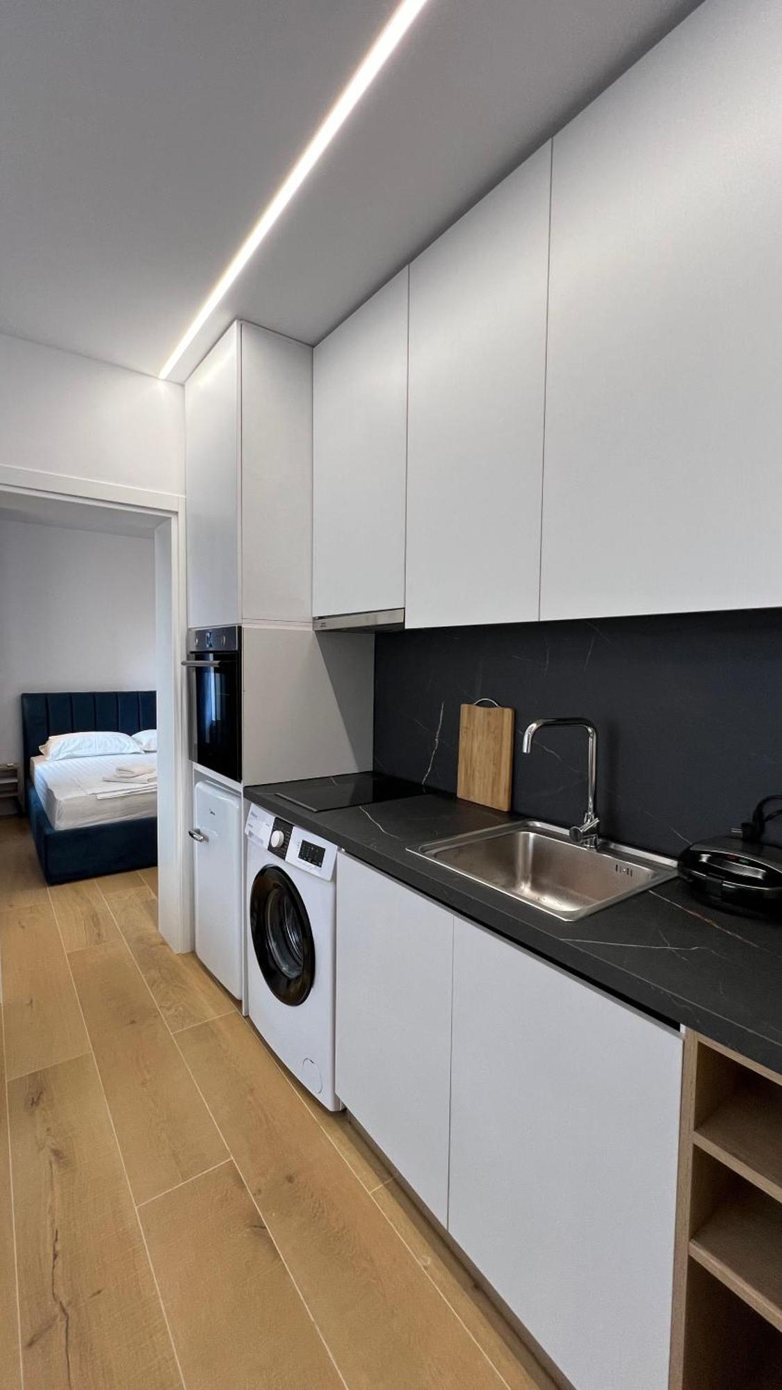 Tirana Central Apartments Апартаменты