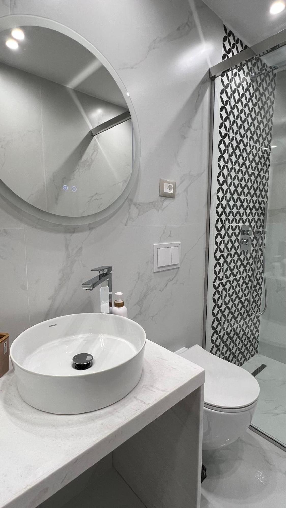 Tirana Central Apartments Апартаменты *