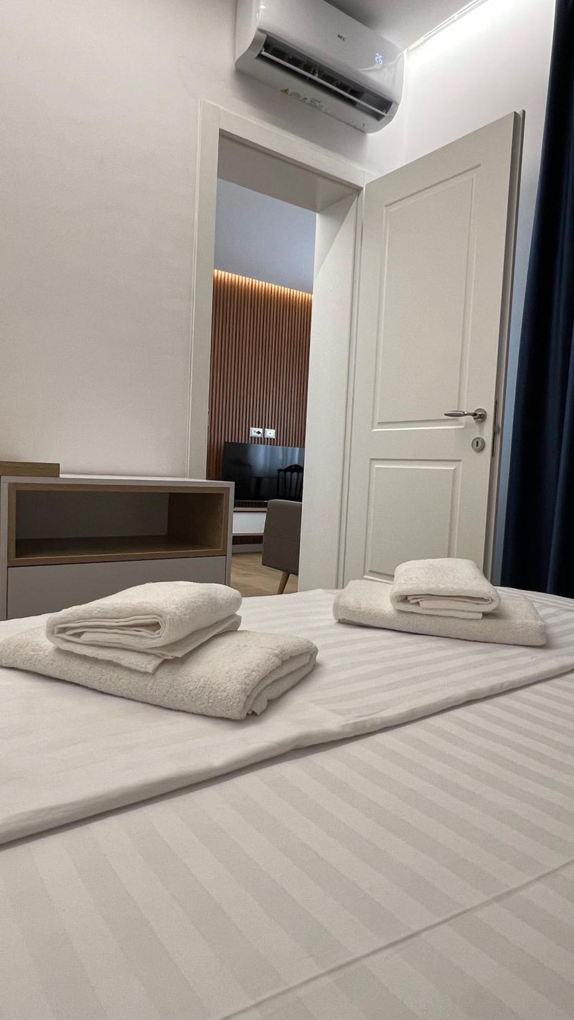 Tirana Central Apartments Тирана